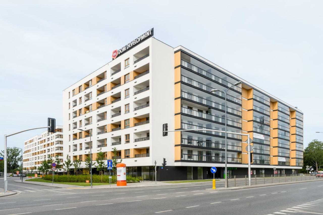 M&R Apartament Airport&Business DeLuxe Cybernetyki 17 Warschau Exterior foto